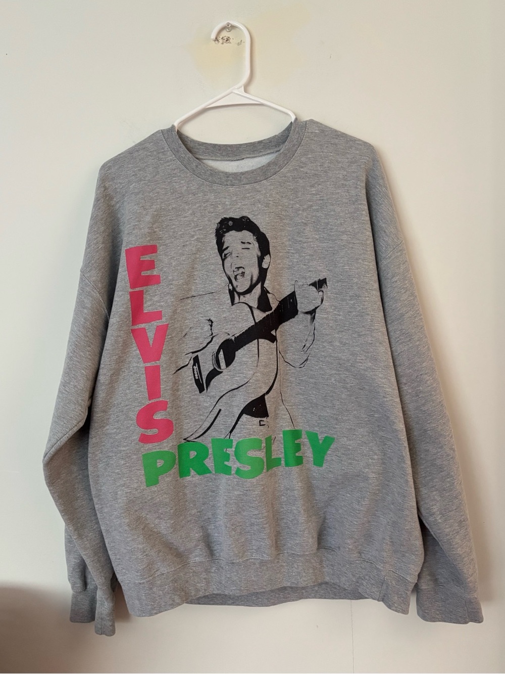 elvis presley official 1956 record pink, green & grey crewneck sweatshirt.🎸